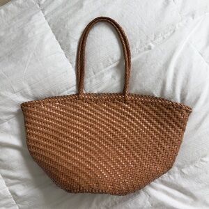 Dragon Diffusion Woven Market Tote - Tan